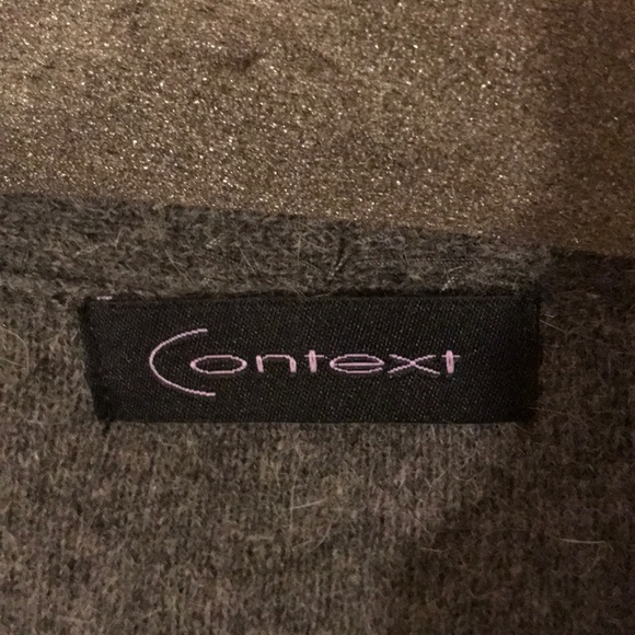 Beaded sweater perfect for the holiday season - Picture 3 of 6